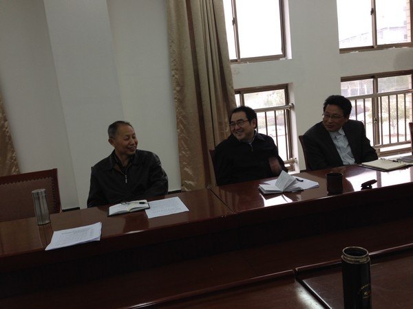 學(xué)校召開2014年度老干部工作領(lǐng)導(dǎo)小組會(huì)議