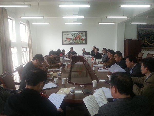 y(tng)һ(zhn)(jin)ֺͰl(f)չЇɫxW(xu)(x)(sh)`ӕh_