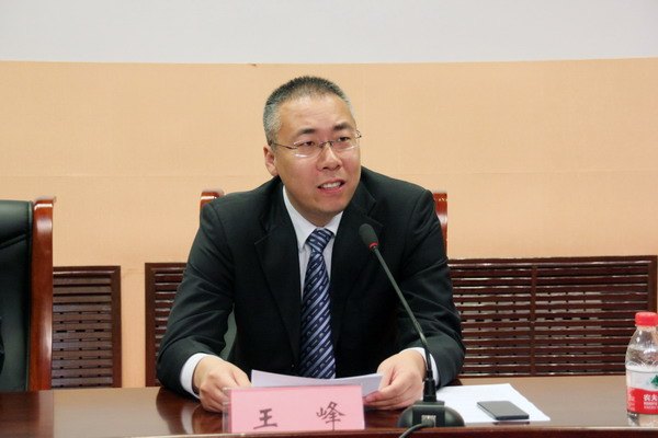 鄭州職業技術學院召開第二屆“宇通班”開班典禮暨獎學金頒獎大會