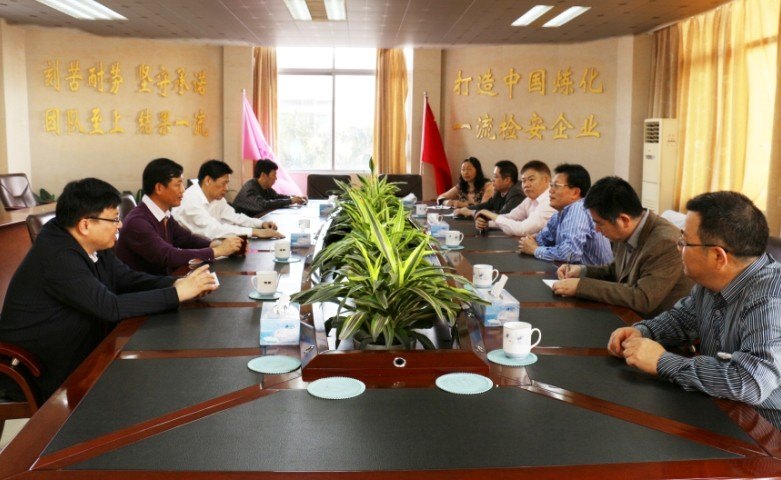 凌靖波書記帶隊去廣東茂化建集團有限公司調研