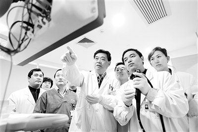 《科技日報》:潮起潮涌風滿帆——第二軍醫大學長海醫院改革助力全面建設紀實(上)