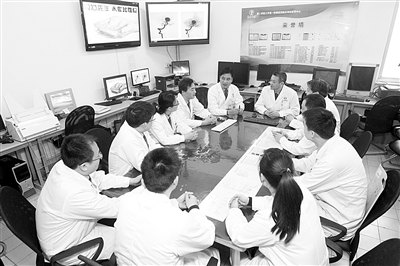 《科技日報》:潮起潮涌風滿帆——第二軍醫大學長海醫院改革助力全面建設紀實(上)