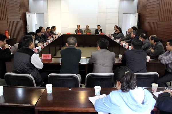 廣東大埔縣考察團來景德鎮陶瓷學院參觀考察