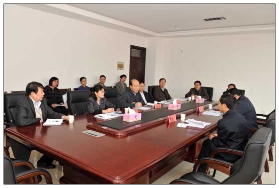 省教育廳副廳長李青山來晉中學院調研