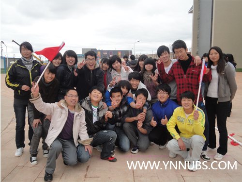 財務管理學院楊林校區舉行拔河比賽