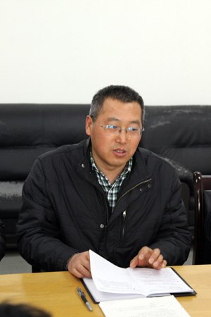 乘著“二次創(chuàng)業(yè)”東風(fēng)提高教學(xué)保障水平——現(xiàn)代教育技術(shù)中心召開“二次創(chuàng)業(yè)內(nèi)涵發(fā)展”研討會