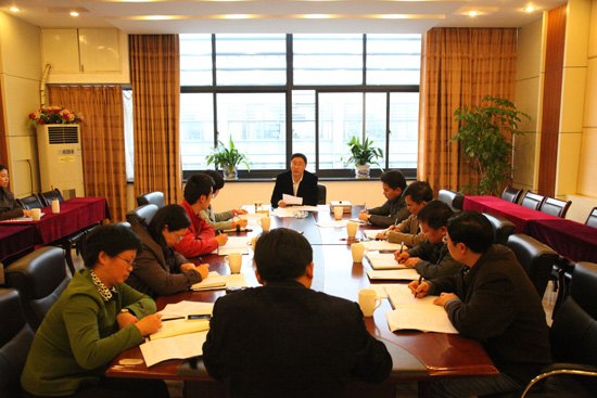 齊心協(xié)力共謀發(fā)展同心同德共創(chuàng)輝煌——南京理工大學(xué)泰州科技學(xué)院召開本年度首次學(xué)校工作例會