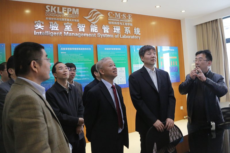 中國商飛副總經理史堅忠一行來校調研民用航空復合材料協同創新中心建設情況