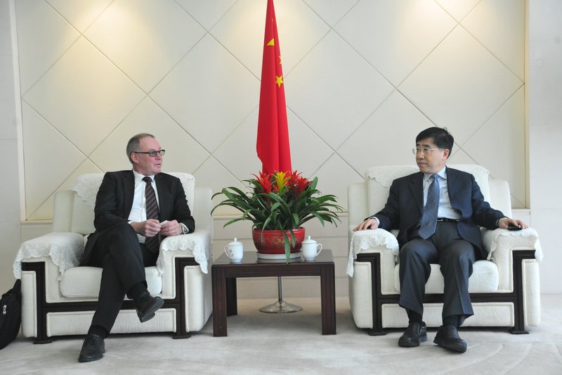 徐明稚校長會見瑞典中部大學校長安德斯•索德赫姆一行