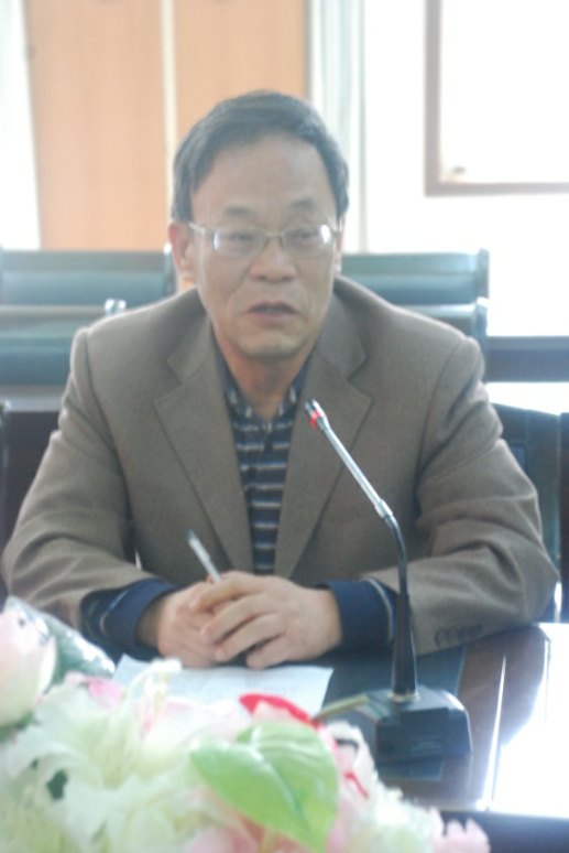 學校舉行社會治安綜合治理、消防安全責任書簽署儀式