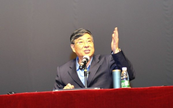 南圖館長徐小躍做客金陵學院暢談“國學與人生”