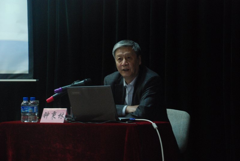 北師大鐘秉林教授蒞臨云南師范大學商學院解讀獨立學院改革與發展