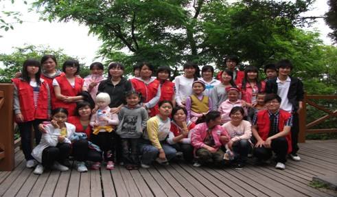 DģʮӛԒL(zhng)ഺ־ԸСӛչI(y)W(xu)̌W(xu)Ժ־Ը߷(w)(du)ʮ