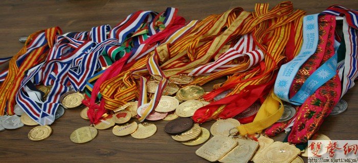 “勞模精神進校園”——舉重世界冠軍、省勞動模范崔文華來南京藝術學院舉辦講座