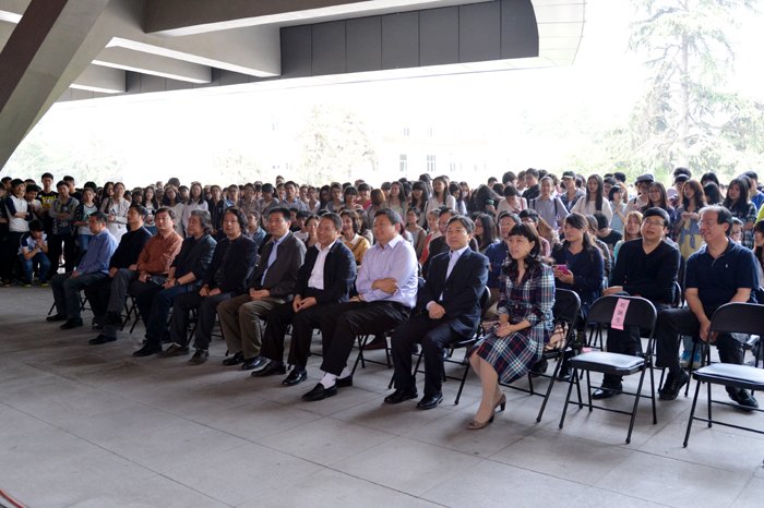 江蘇省第四屆大學(xué)生藝術(shù)展演活動暨藝術(shù)作品展在南京藝術(shù)學(xué)院開幕