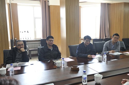 長春建筑學(xué)院與中國建筑標(biāo)準(zhǔn)設(shè)計院長春分院召開校企座談會