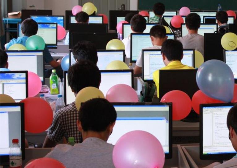 湖北工業大學第八屆大學生程序設計競賽成功舉行