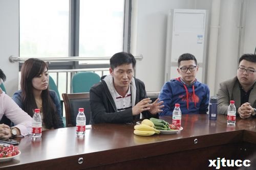 西安交通大學(xué)城市學(xué)院十年華誕之返校校友座談會(huì)圓滿結(jié)束