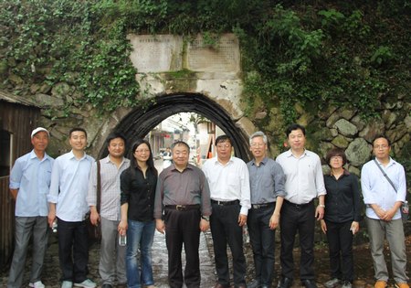 校重點創新團隊開展社科專家基層行活動