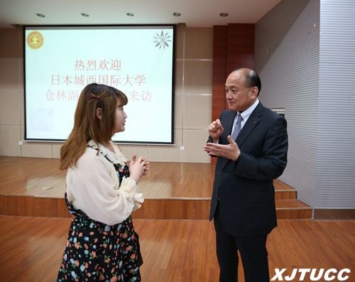 ձHW(xu)}ɰУLһЁLͨW(xu)ЌW(xu)Ժ