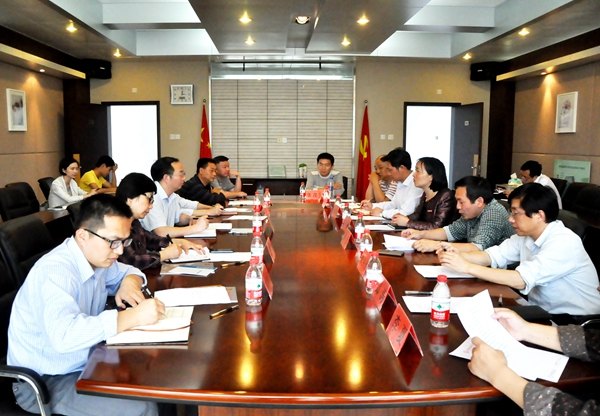 省社會科學界聯合會副主席吳永明一行來景德鎮陶瓷學院考察調研