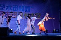 中央民族歌舞團(tuán)“請(qǐng)你跟我一起來”大型民族歌舞晚會(huì)劇照