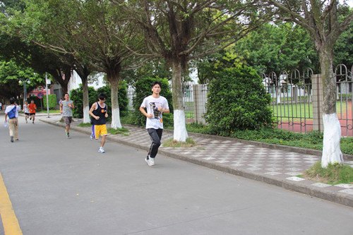 ʯ͹̌WԺek׌ôWF헡ِ