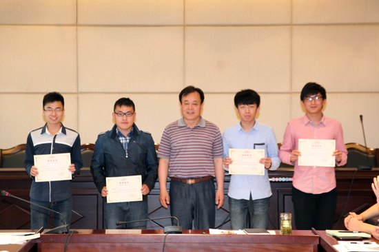 為學(xué)校二次創(chuàng)業(yè)營造更加良好的輿論氛圍——南京理工大學(xué)泰州科技學(xué)院召開2014年新聞宣傳工作會議