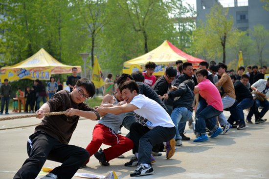 科技文化藝術節系列活動——機械工程學院舉辦第六屆全民超人運動會