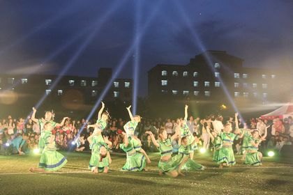 30壬30仨4000ٔͬWgЦZڲ󡪡WУekٔͬWx