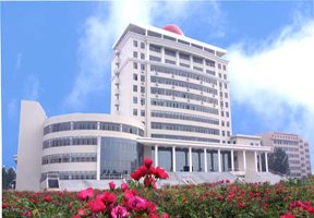 黃河科技學院圖片