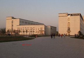 河北金融學(xué)院圖片